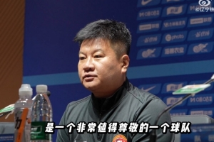 科比骑扣史密斯