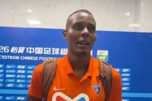 克莱伯：布尼亚明潜力出众，我们互相帮助并给予他鼓励