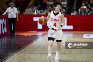 媒体人:李缘6月底被查出腰椎退变、椎间盘突出 依靠止疼药带伤坚持