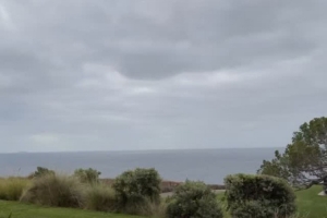 赏心悦目！詹姆斯分享海边日出美景：愿你度过美好一天