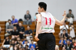 赴日征战B联赛 赵柏清晒近照：适应之后 来日本就对味儿了