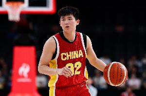 颜值与实力并存！李悦洲小组赛场均12.7分3.7板3助 命中率60.9%