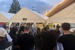 亚运会开幕式安检机器出现故障,大批观众没能准时入场