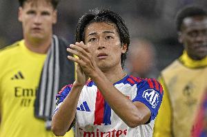 离谱!65岁女子寄信逼婚日本国脚中村敬斗 遭警方逮捕