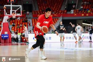篮板效率冠绝三大中锋！焦泊乔亚运会场均9.5分钟砍下5.5分4.2板