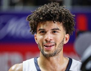 奥康纳预测：布泽尔新赛季将夺最佳新秀并入选全明星