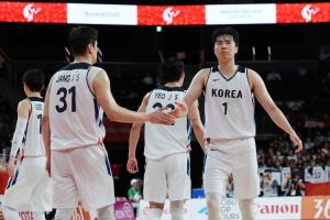 免兵役达成！韩国男篮力克东道主日本 时隔12年重夺亚运会金牌