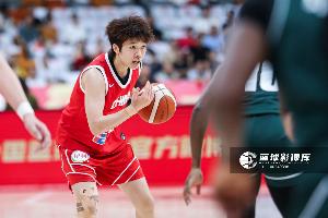 状态平平！陈玉婕4中1贡献3分3板4助2断