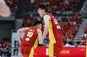 杨毅:期待中国男篮祭出杨瀚森5号位+胡金秋4号位+王俊杰3号位的高大阵容