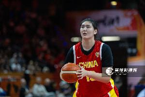 火力全开！中国女篮次节34-5压制印尼 单节狂胜29分