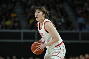 半场得分冠绝全场！罗欣棫9中5砍下14分 外加2板4助2断