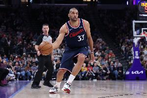 巴图姆18载NBA生涯场均9.6分4.7板3助 先后辗转开拓者黄蜂快船76人