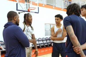 多苏穆盛赞母校设施：超越多数NBA球队 仅快船勇士或更胜一筹