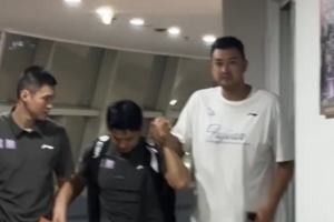 苏若禹同心杯伤退！确诊肌肉撕裂恐缺席首轮体测