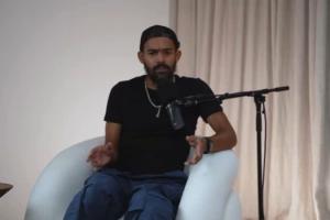 特雷·杨调侃造犯规:我轻碰SGA胸口 他却像挨了钢铁侠一拳