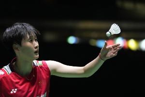 圆梦！陈雨菲、贾一凡、黄东萍三名老将，首次拿到亚运会女团冠军