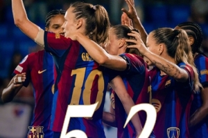 卫冕冠军旗开得胜！巴萨女足欧冠首轮5-2逆转巴黎FC，帕乔尔两球一助攻