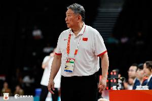 宫鲁鸣复盘慢热开局 杨舒予伤情无碍明日半决赛