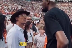 克莱欧文休赛期的野球局阵容堪比全明星
