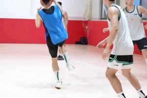 桑乔参考一下？球员吐槽：当我找不到工作时，别再叫我无业游民了
