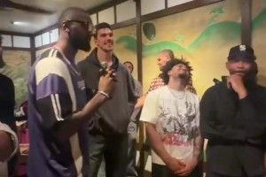 当KD被问到哪个城市需要一直NBA球队：西雅图，名字就叫超音速！