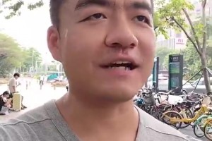 这应该是男生之间的默契吧！