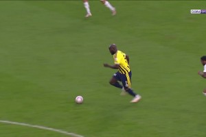 残暴大胜！费内巴切8-0埃尤普体育！穆里奇大四喜格林伍德双响